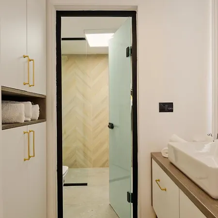 Royal - Luxury B - Old - Victoriei *